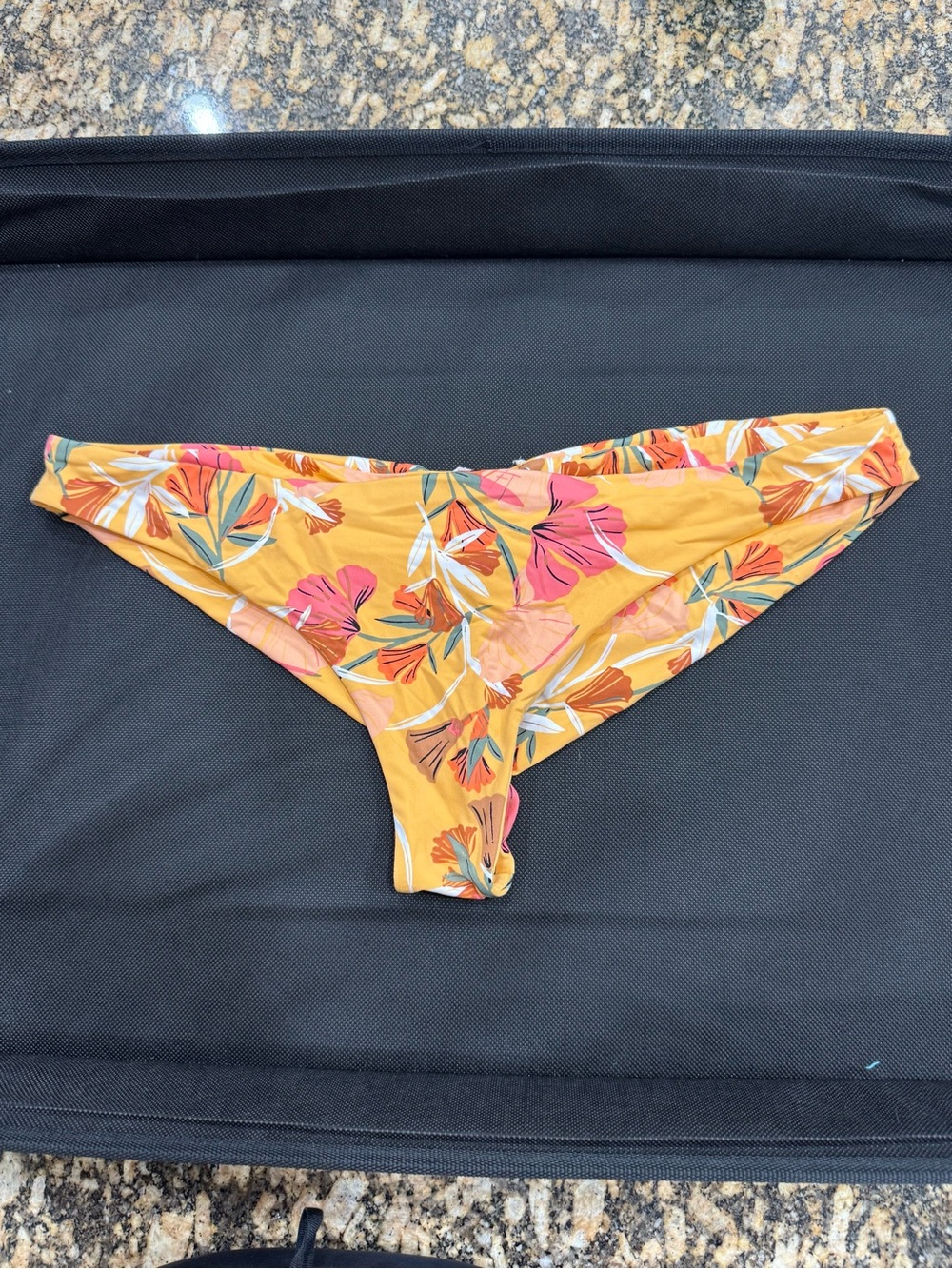 Roxy yellow floral bikini bottom- L